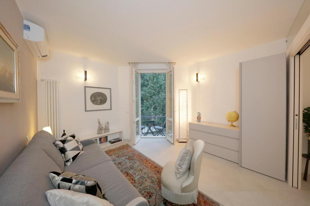 Siena Uptown - Sabrina'S Charming Apartment Bagian luar foto