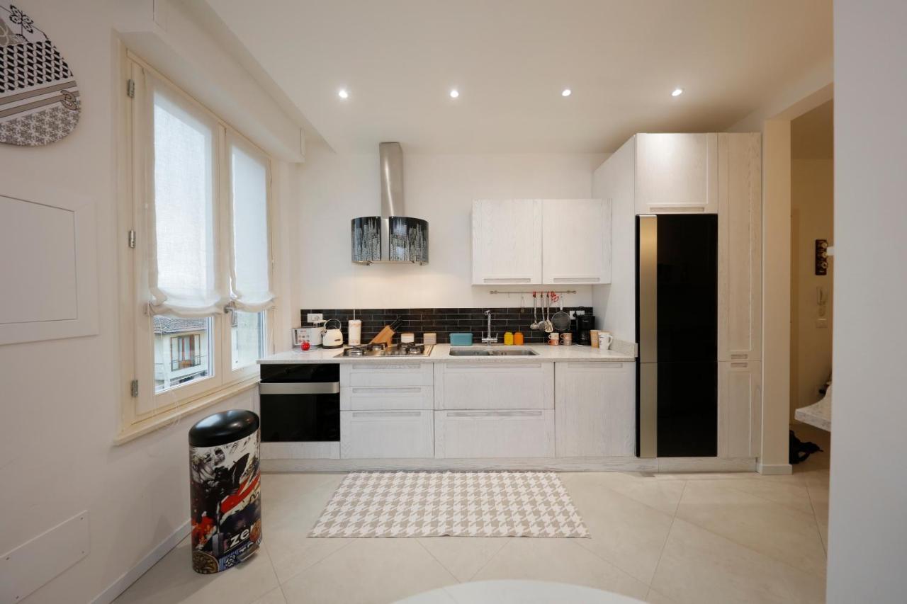 Siena Uptown - Sabrina'S Charming Apartment Bagian luar foto