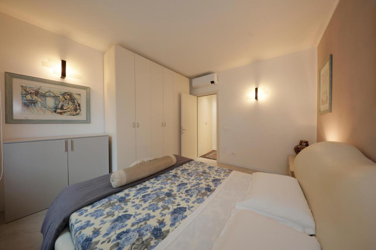 Siena Uptown - Sabrina'S Charming Apartment Bagian luar foto
