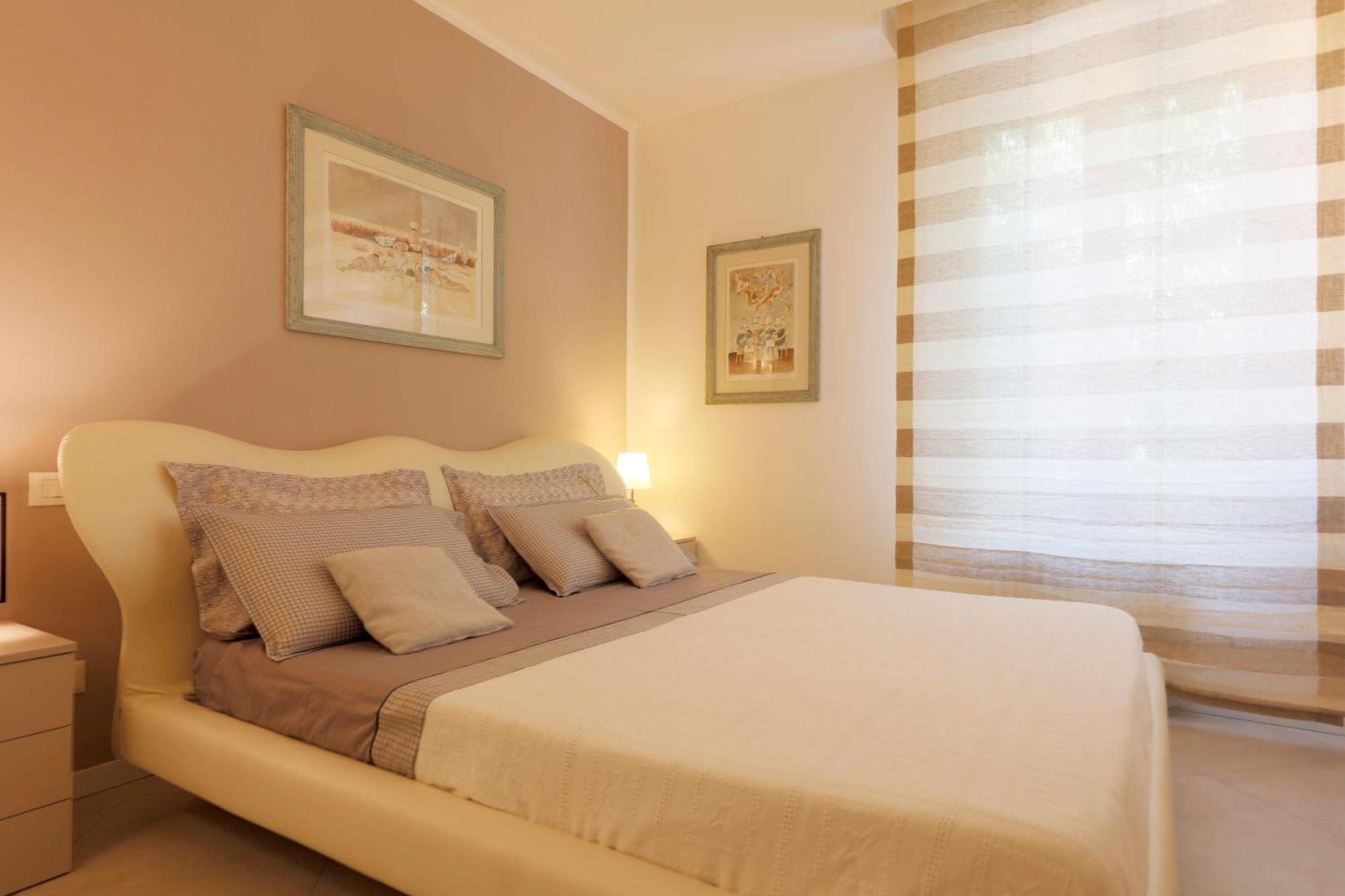Siena Uptown - Sabrina'S Charming Apartment Bagian luar foto