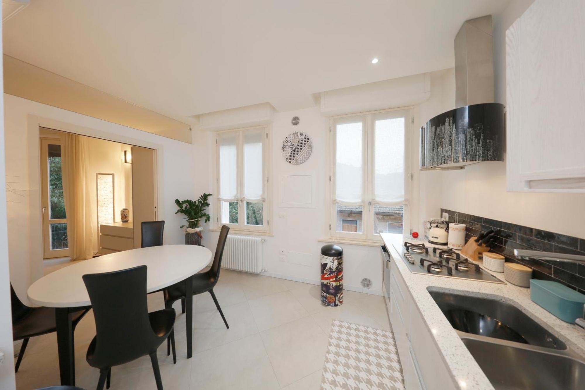 Siena Uptown - Sabrina'S Charming Apartment Bagian luar foto